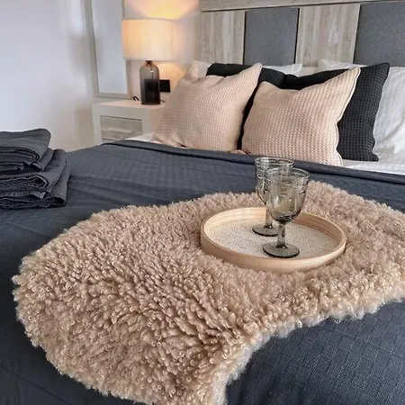 Apartment Hills Luxury 3 Bed *